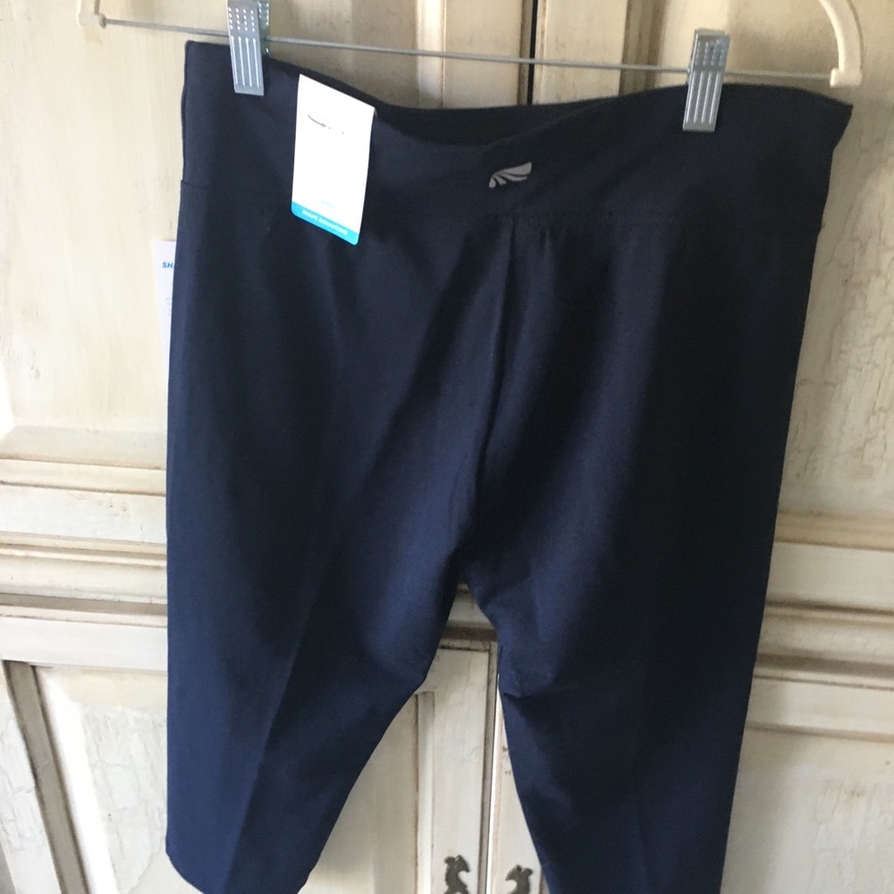 Marika Shape Enhancing Crop Leggings